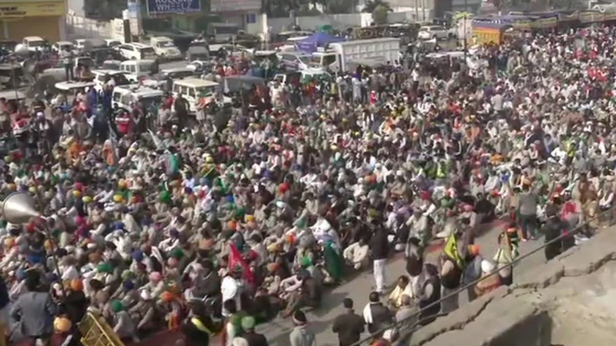 Farmers’ Dilli Chalo’ March Stopped At Punjab-Haryana Sambhu Border, Confrontation Likely To Escalate. Details Here