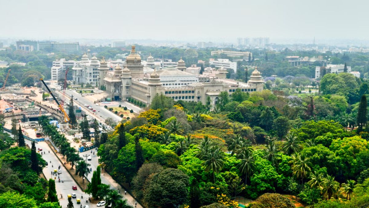Bengaluru, Karnataka Weather Update Today: Temperature, AQI, IMD Forecast For Next 7 Days