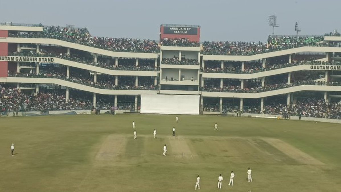 Ranji Trophy How Many People Came To Witness Virat Kohli's Greatness