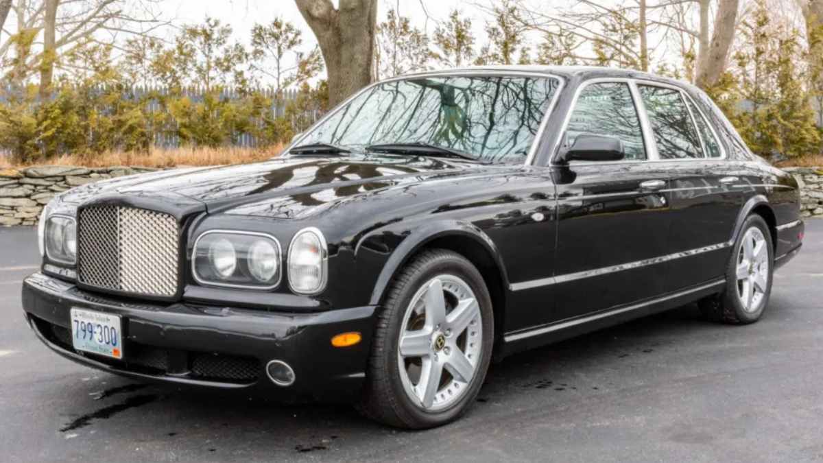 Isha Ambani-1-2-3-4-5-6-7-8-9