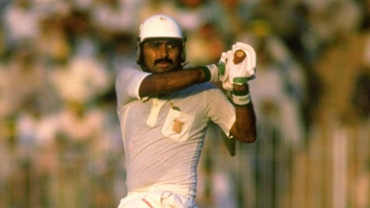 Shahid Afridi and Mohammad Amir -1-2-3-4-5