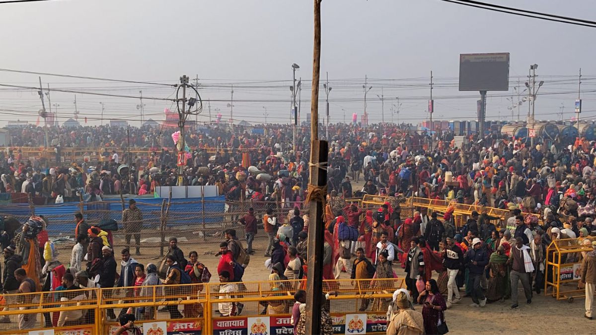 Maha kumbh 2025: Preparations Underway For Amrit Snan On Vasant Panchami, VIP Movement Restricted On Feb 3 Maha kumbh 2025: Preparations Underway For Amrit Snan On Vasant Panchami, VIP Movement Restricted On Feb 3