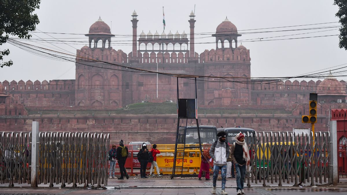 Delhi Pollution: AQI Remains ‘Moderate,’ But Cold Lingers – What’s Ahead For The Capital?