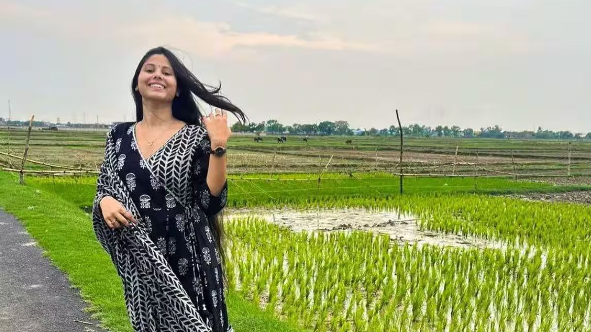 Who Is Priya Saroj? Samajwadi Party MP, 26, In The News For Engagement Rumours With Rinku Singh-1-2-3-4-5