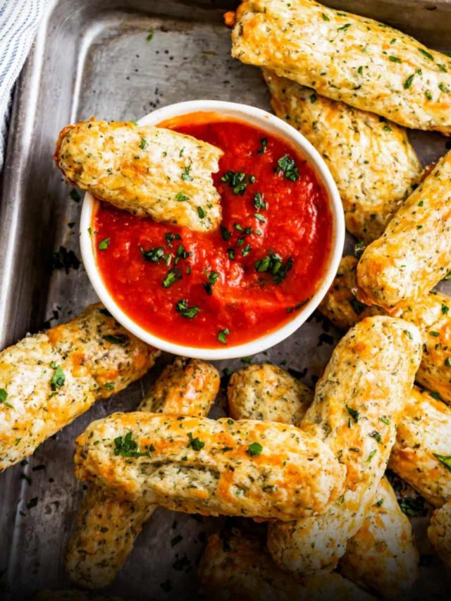 How To Make Perfectly Baked Mozzarella Sticks At Home