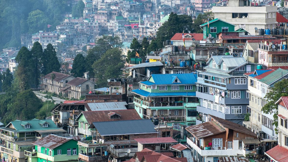 Darjeeling, West Bengal Weather Update Today: IMD Issues Yellow Alert! Temperature, AQI, IMD Forecast For Next 7 Days