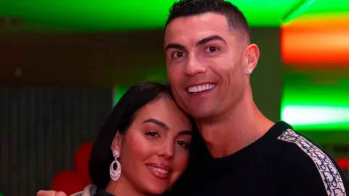 ronaldo with wife -1-2-3-4-5-6-7-8