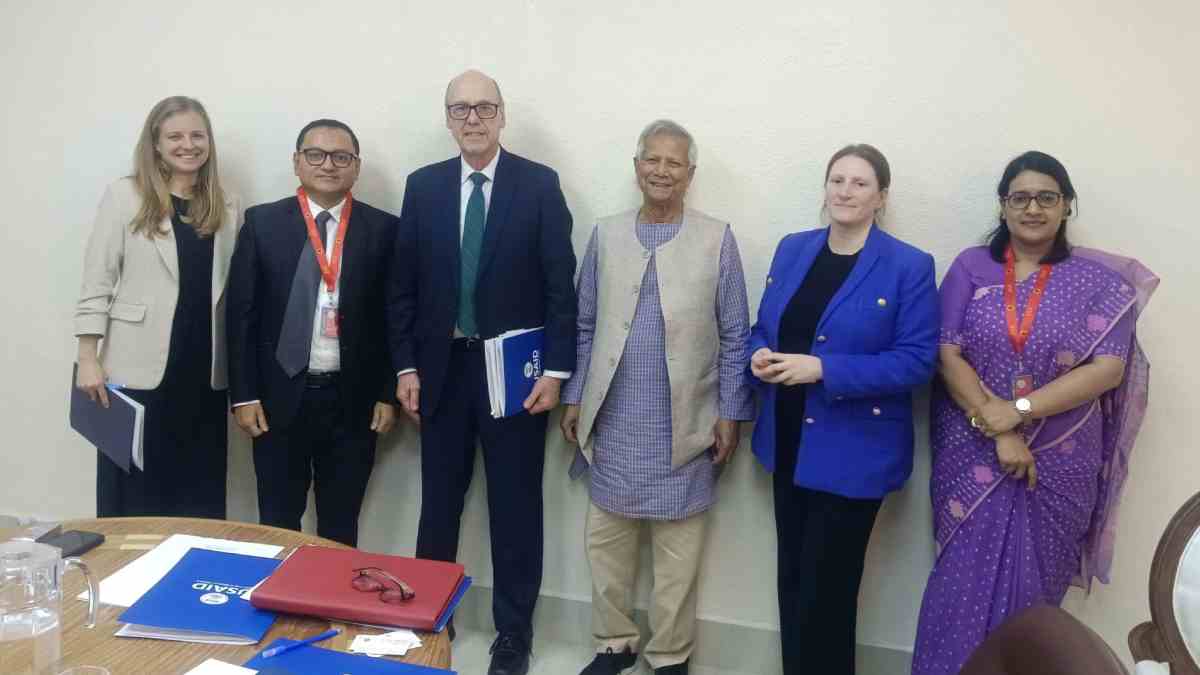 Bangladesh Interim Government Chief Adviser Muhammad Yunus With USAID