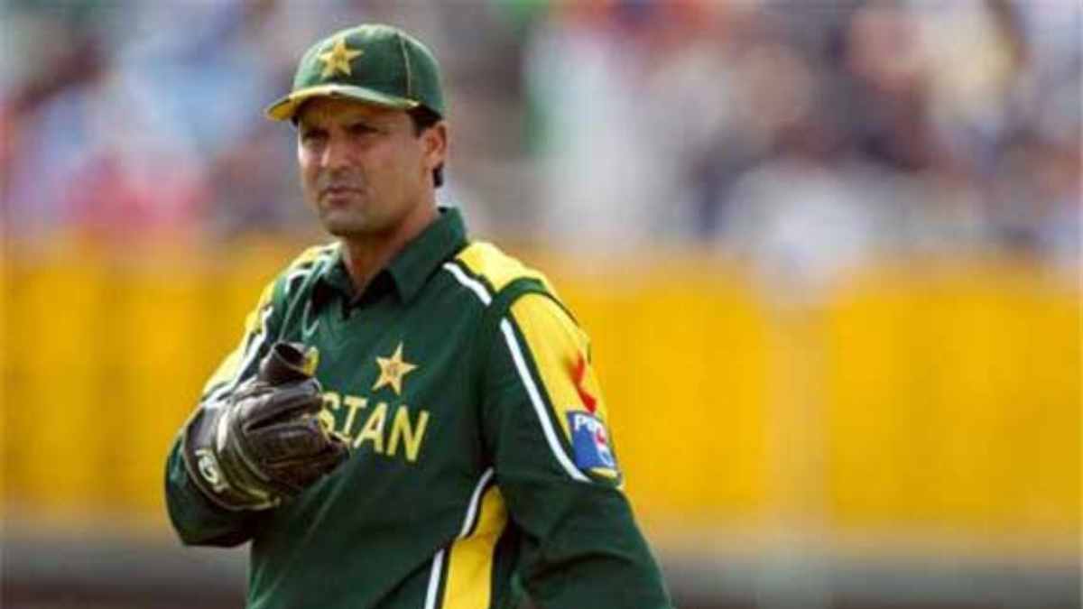 MS Dhoni and Kumar Sangakkara -1-2-3-4-5