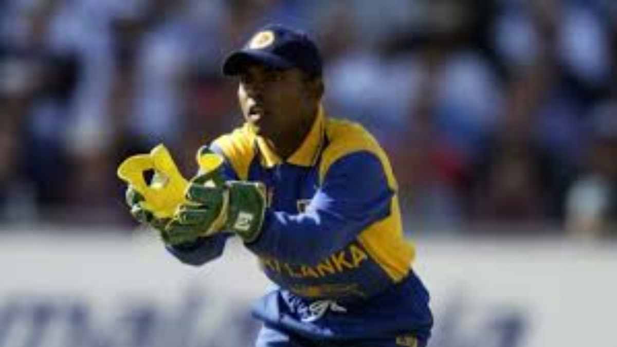 MS Dhoni and Kumar Sangakkara -1-2-3-4