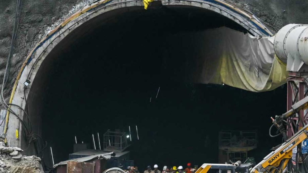 BREAKING! 30 Workers Feared Trapped As Roof Of Tunnel Collapses In Telangana