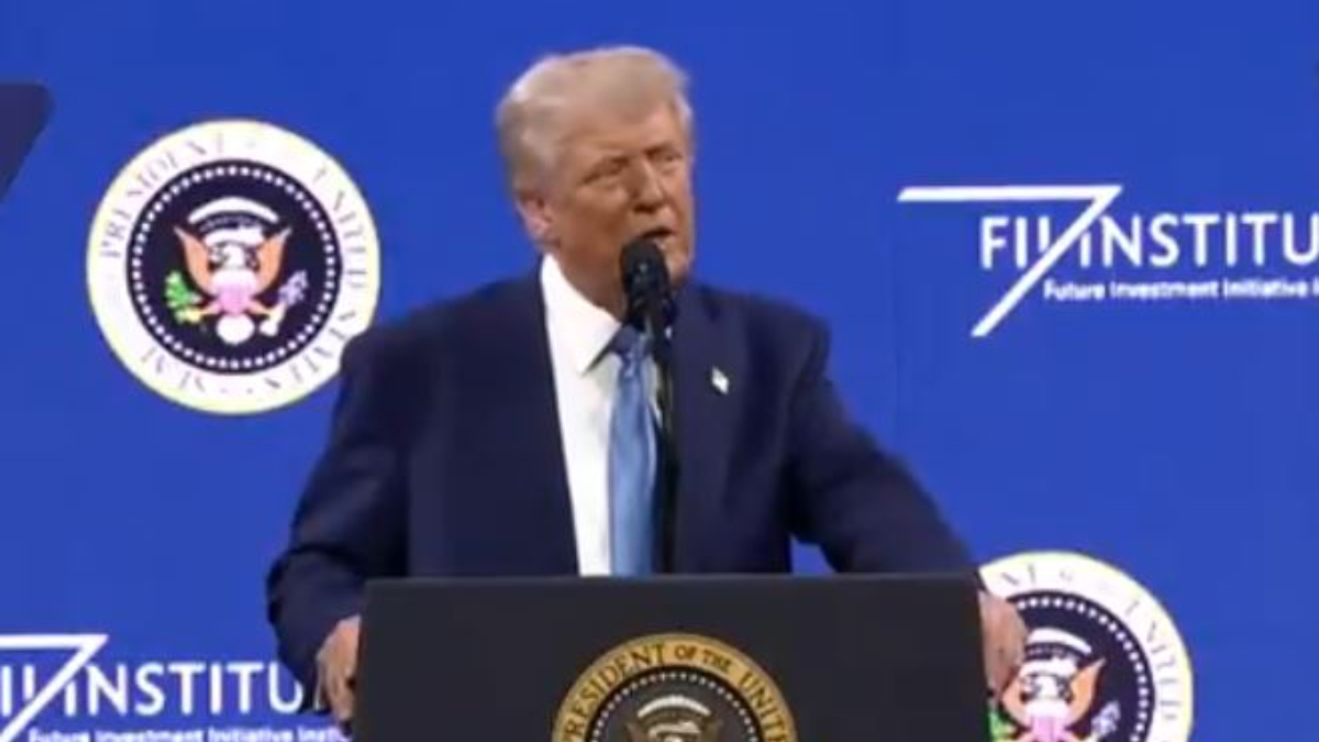 Donald Trump Declares English As Official Language In United States, Signs Executive Order