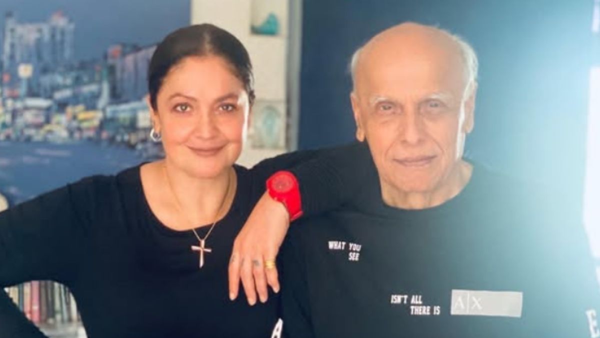 Kissing Scandals in Bollywood-1-2-3