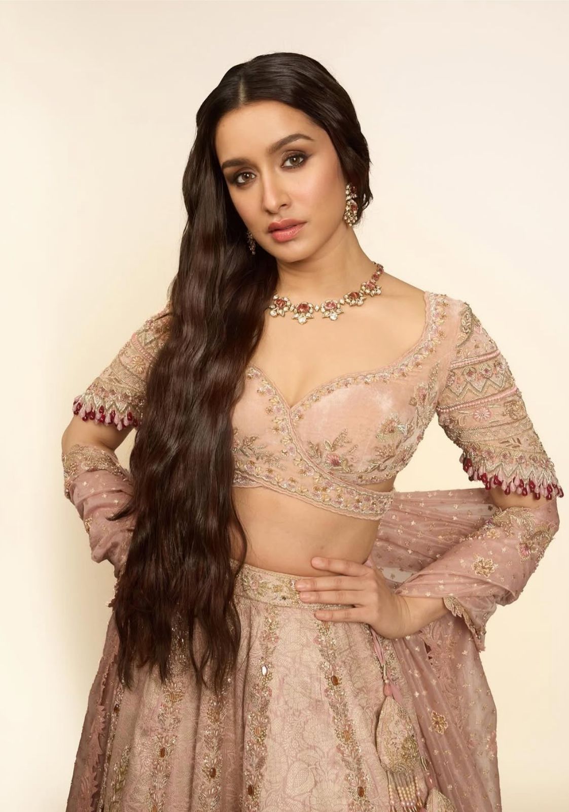 Shraddha Kapoor -1-2-3-4-5