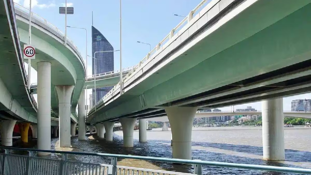 Known As The 'City of Flyovers', This Urban Marvel Offers Seamless Connectivity Across Town Known As The 'City of Flyovers', This Urban Marvel Offers Seamless Connectivity Across Town