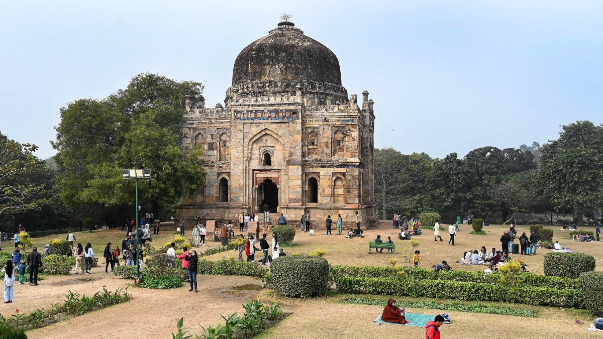 Delhi Pollution: AQI Remains ‘Moderate’ Amid Weather Change, IMD Forecasts Warm Days Ahead Delhi Pollution: AQI Remains ‘Moderate’ Amid Weather Change, IMD Forecasts Warm Days Ahead