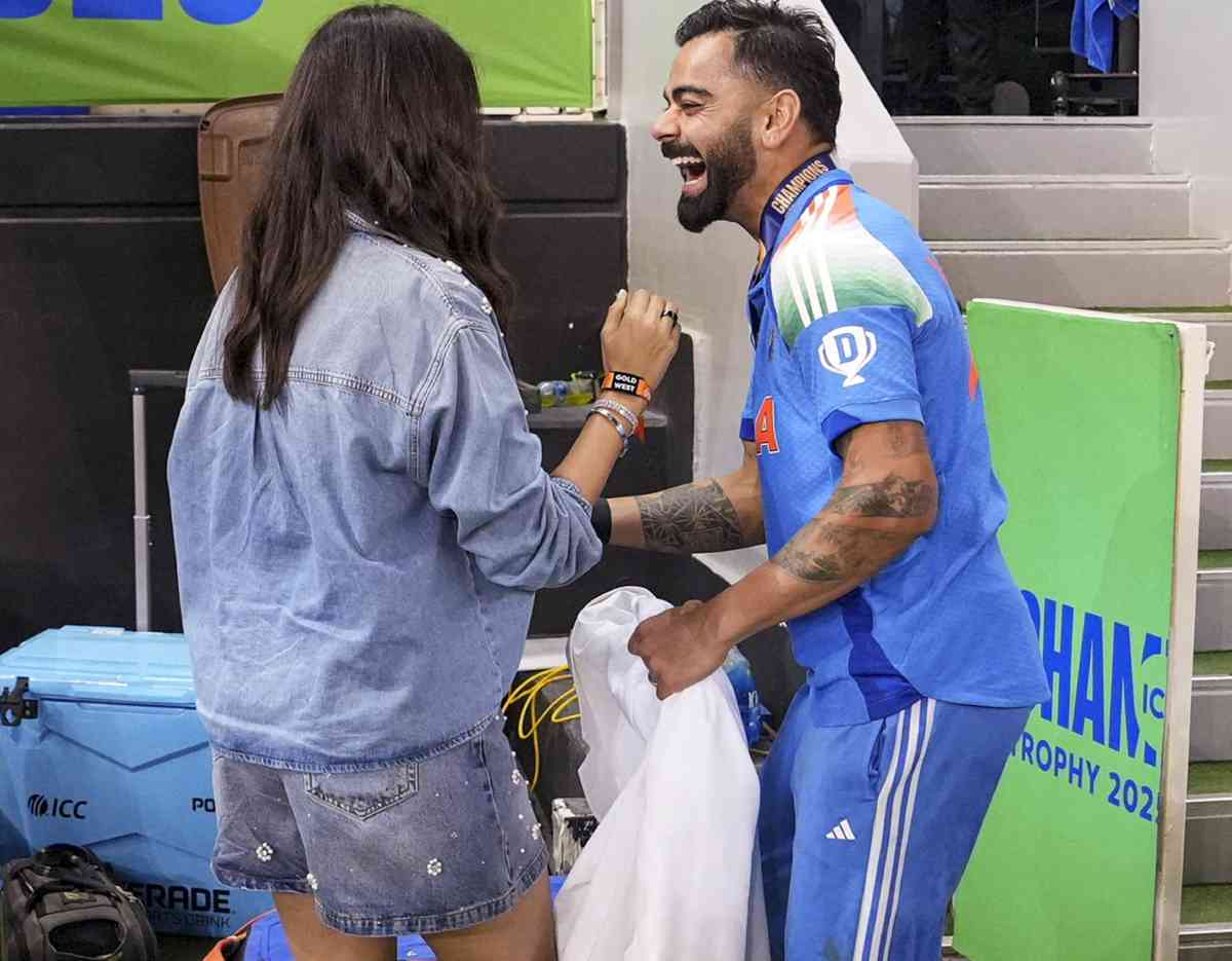 Champion Trophy 2025: 7 Unseen Pictures Of Virat-Anushka After Match That Shows They Are Couple Goals-1-2-3-4-5