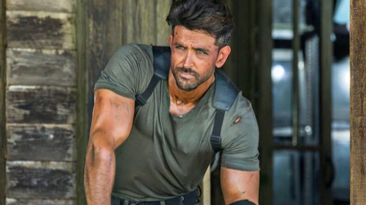 Hrithik Roshan's Injury Becomes A Road Block In War 2 Shoot, But Ayan Mukerji Finds A Way! Read How