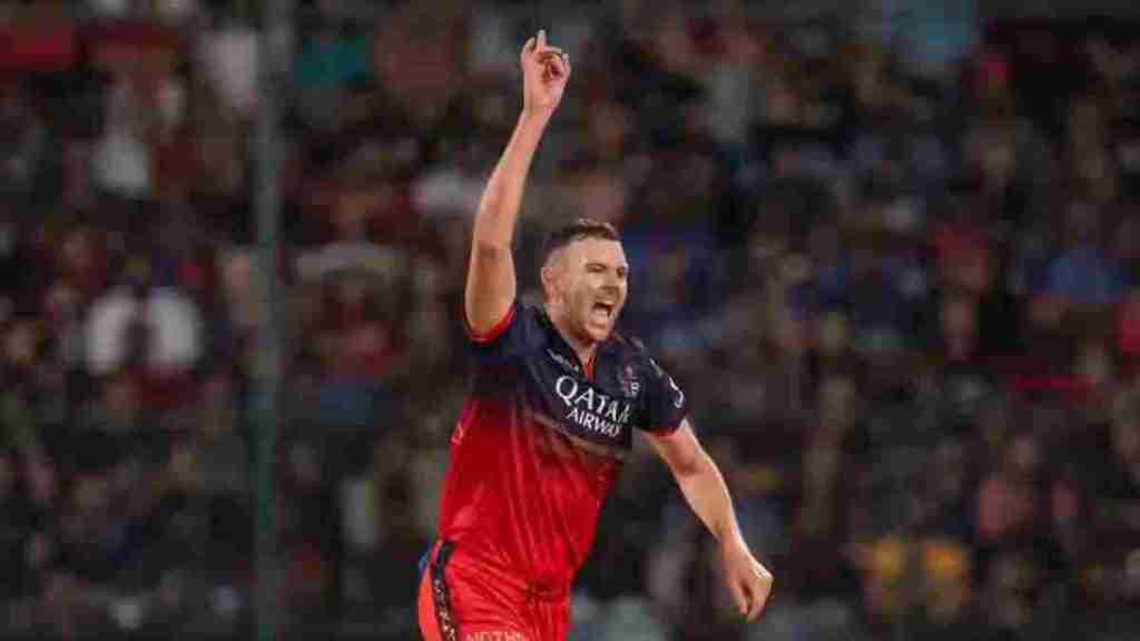 Josh Hazlewood picked up 4 wickets in RCB vs RR match