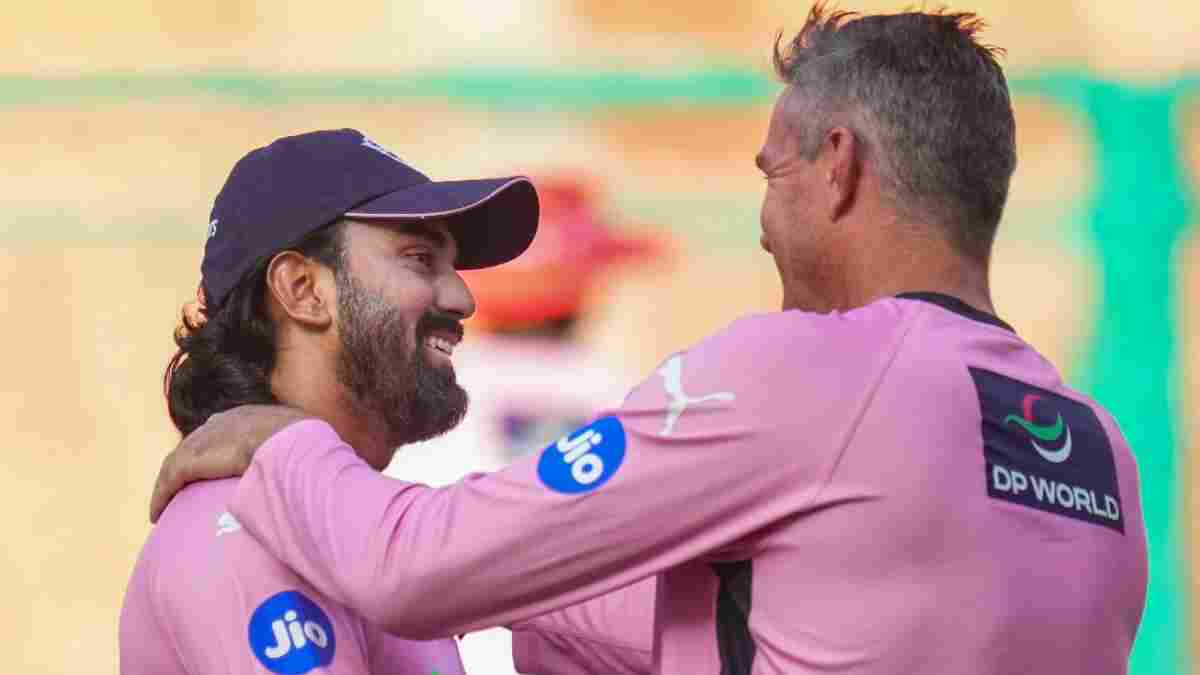 KL Rahul and Kevin Pietersen KL Rahul and Kevin Pietersen