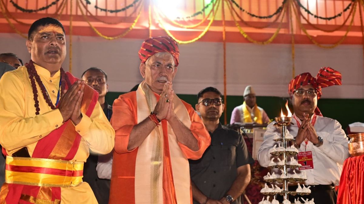LG Manoj Sinha Attends Grand Tawi Aarti, Baisakhi Mela In Jammu; Calls For Cultural Revival And River Conservation