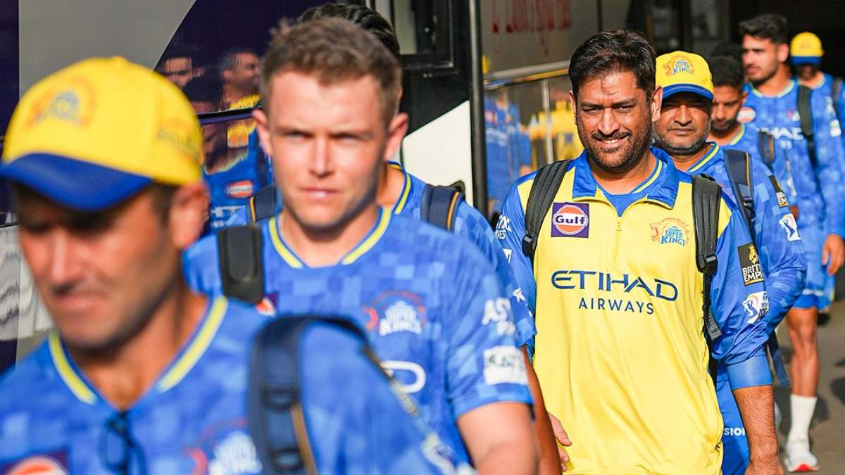 MS Dhoni and his team (Photo Credit - X-Platform)