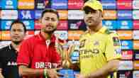 MS Dhoni gets player of the match award