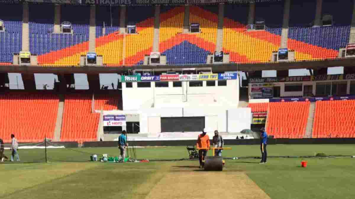 Narendra Modi stadium pitch report