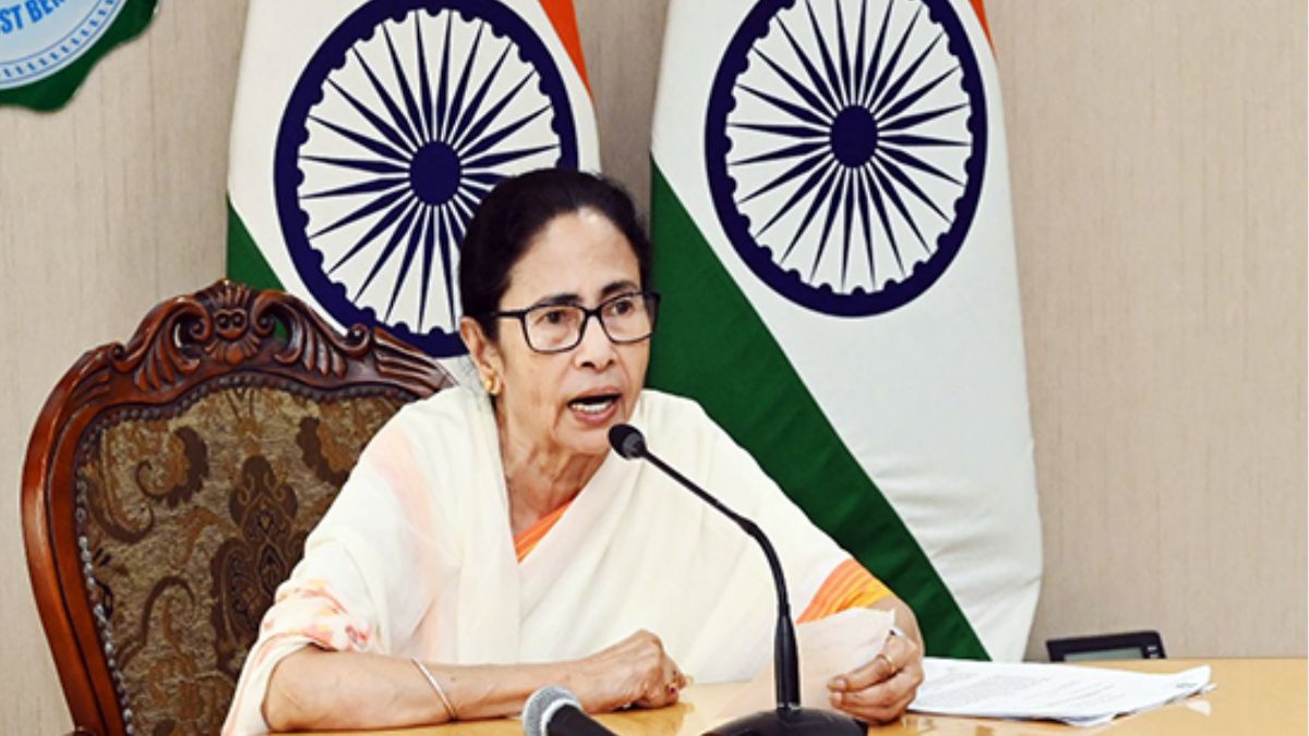 ‘I May Be Put In Jail But I Don't Care:’ Mamata Banerjee Alleges Conspiracy To Destroy Education System, Extends Support To Teachers