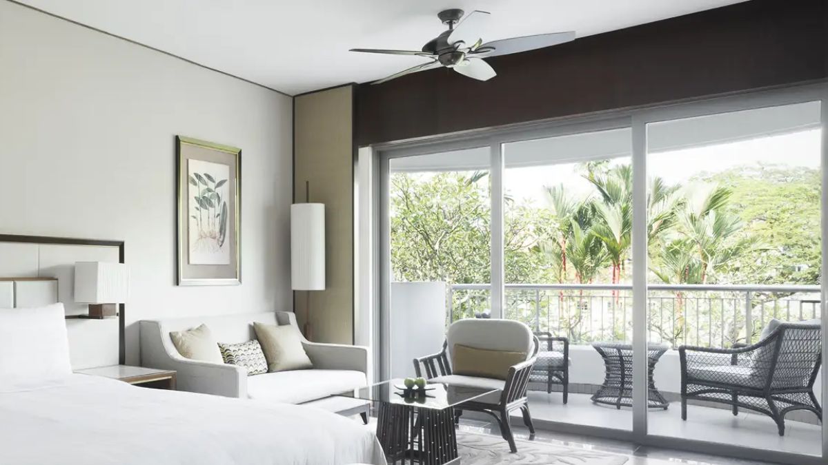 Noida Shocker: Software Engineer Found Hanging In Hotel Room! Girlfriend Taken Into Custody Noida Shocker: Software Engineer Found Hanging In Hotel Room! Girlfriend Taken Into Custody