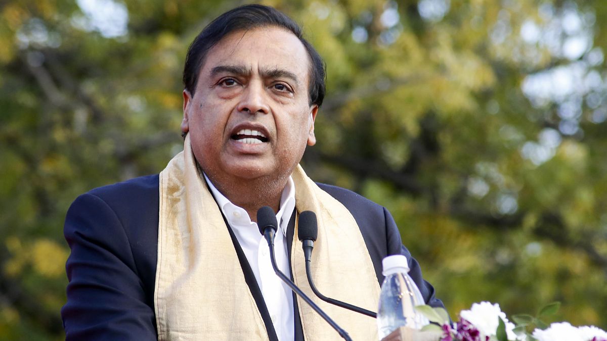 Mukesh Ambani Birthday Special: Inspiring Quotes From Reliance Chairman To Ignite Young Minds