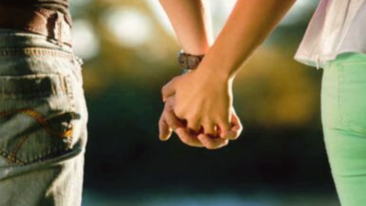 UP: Woman Elopes With Husband’s Nephew In Muzaffarnagar, Leaves Behind 3 Children