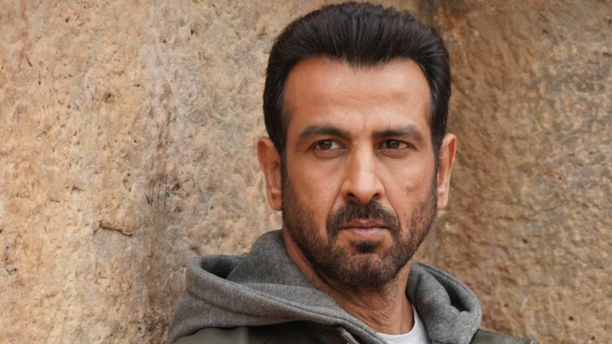 Ronit Roy Opens Up On Battling Alcoholism, Says Poverty Led Him To Start A Security Agency Ronit Roy Opens Up On Battling Alcoholism, Says Poverty Led Him To Start A Security Agency