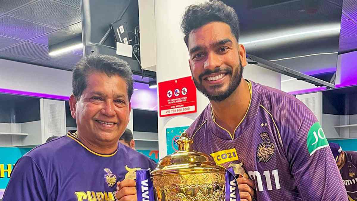 Chandrakant Pandit and Venkatesh Iyer (Photo Credit - X-Platform)