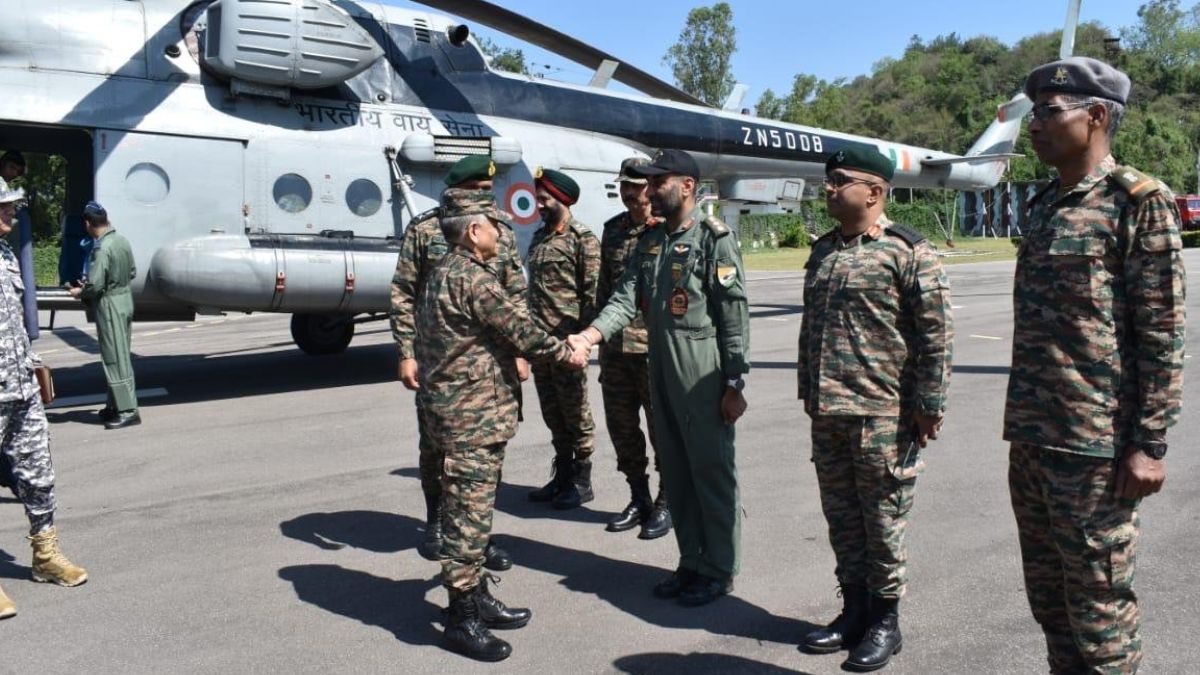CDS Visits Northern & Western Commands HQs; Conducts Strategic Review & Operational Assessment Post-Operation Sindoor