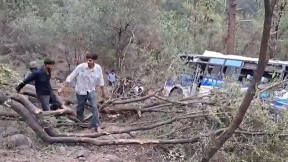 J&K: Two Dead, 42 Injured After Bus Plunges Into Gorge In Mendhar