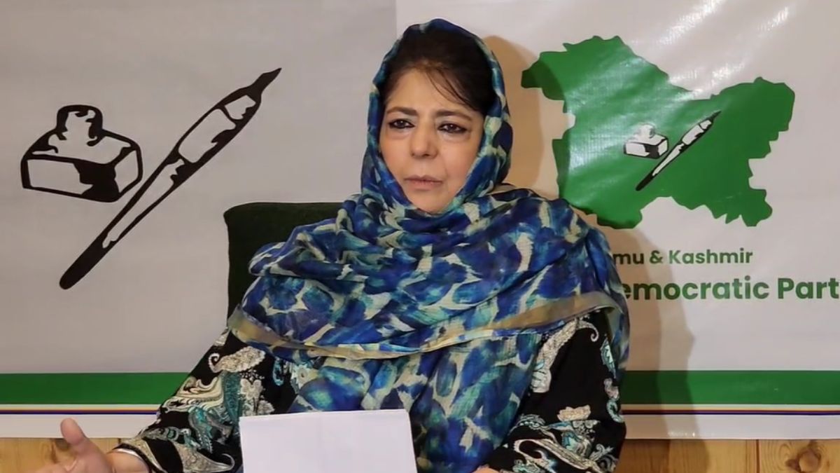 Mehbooba Mufti Breaks Down During Press Conference, Calls For Restraint Amid Rising Tensions Between India-Pakistan