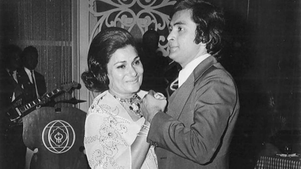 When Rishi Kapoor Spoke About His Mother Krishna Raj Kapoor In 2018: 'I Am Still Her Bachcha'