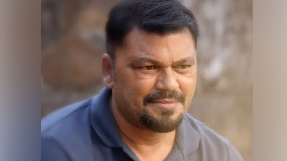 Renowned Makeup Artist Vikram Gaikwad Passes Away; Aamir Khan, Ranveer Singh & Other Bollywood Celebs Mourn National Award Winner Renowned Makeup Artist Vikram Gaikwad Passes Away; Aamir Khan, Ranveer Singh & Other Bollywood Celebs Mourn National Award Winner