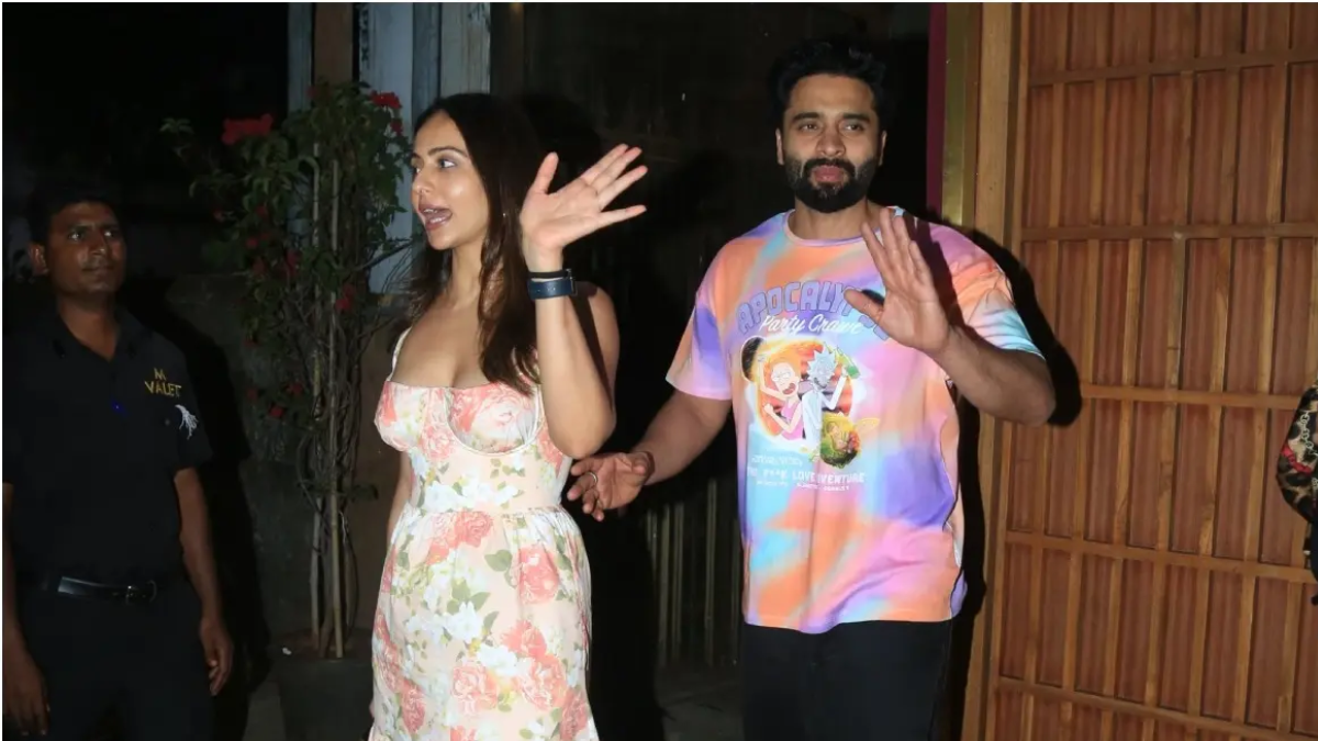 Is Rakul Preet Singh Pregnant? Actresses' Mother's Day Appearance With Husband Jacky Bhagnani Fuels Speculation |WATCH