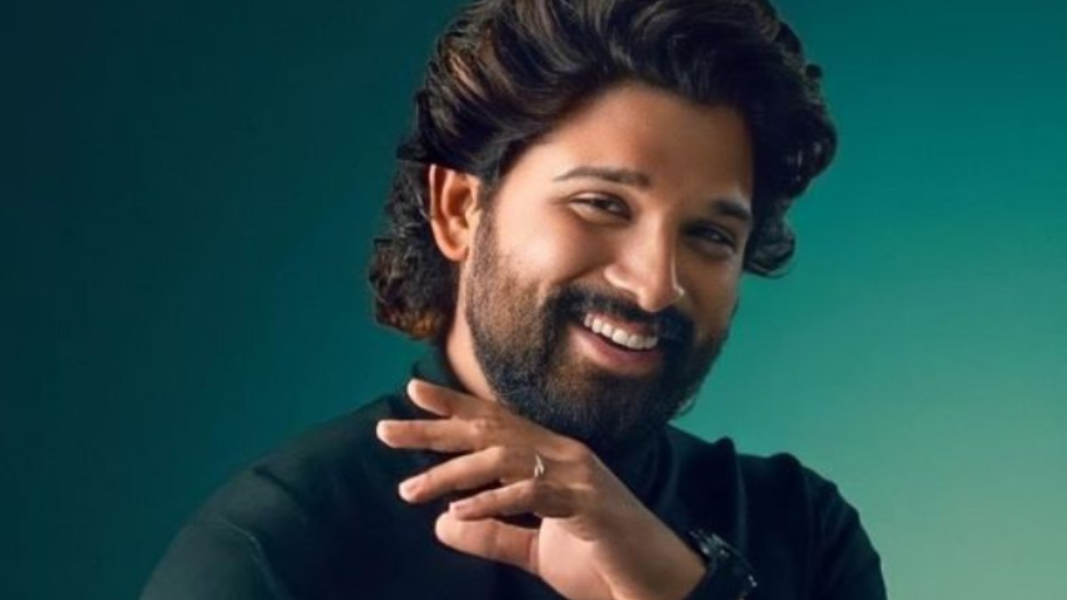 Allu Arjun Exits Trivikram's Film, THIS Telugu Superstar In Talks To Replace Him!