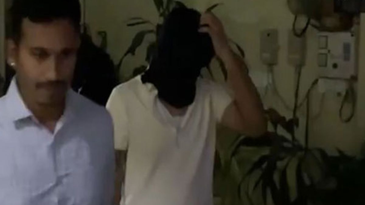 Meghalaya Honeymoon Murder: Shillong Police Seize CCTV DVR From Shilom James’ Indore Residence Meghalaya Honeymoon Murder: Shillong Police Seize CCTV DVR From Shilom James’ Indore Residence