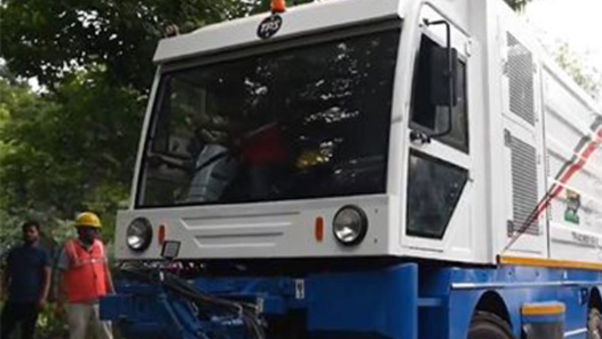 CityCat cleaning vehicle