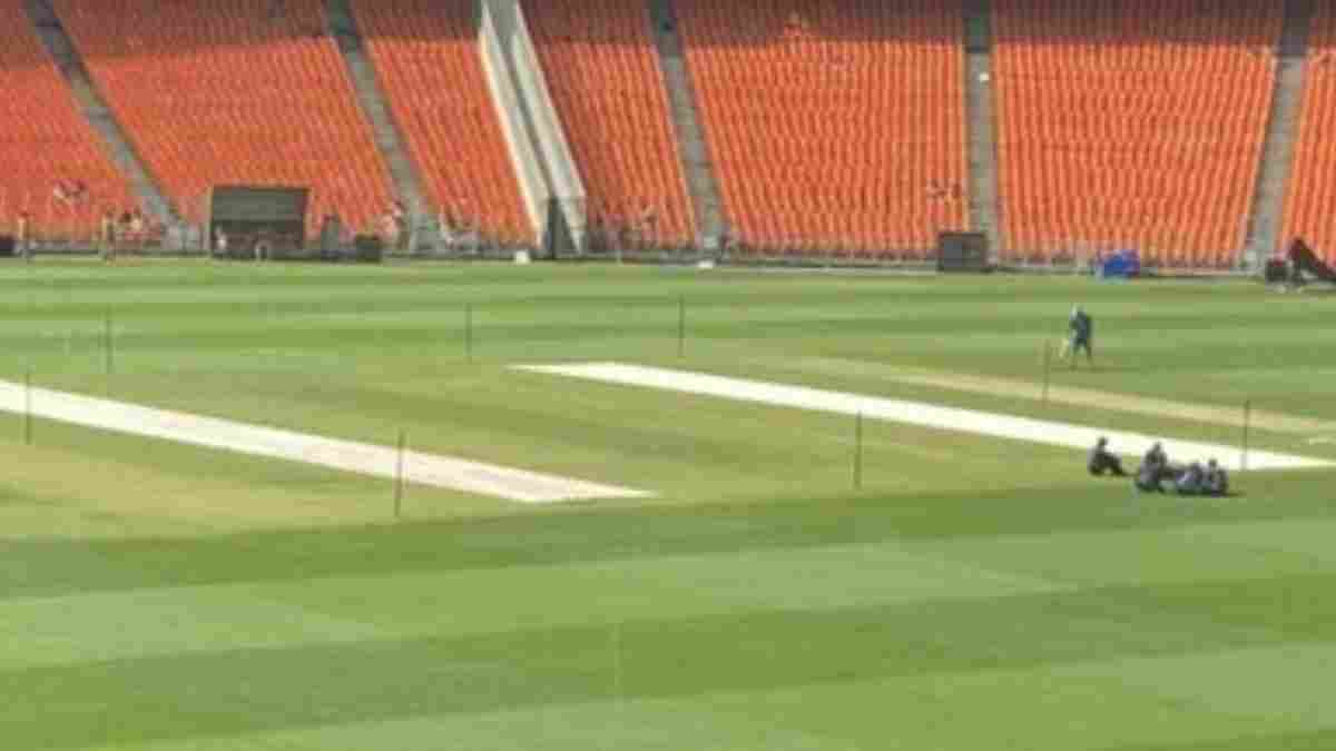 Narendra Modi stadium pitch report
