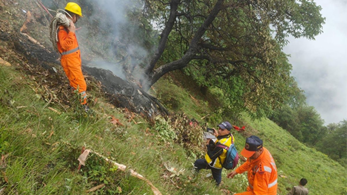 Uttarakhand Helicopter Crash (2) Kedarnath Helicopter Crash: AAIB To Probe Incident, BKTC Employee Identified Among 7 Dead