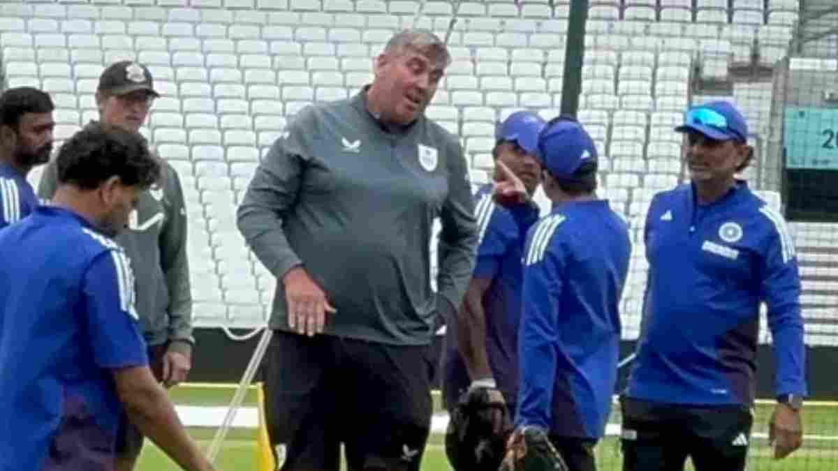 Gautam Gambhir gets involved in argument with Oval pitch curator