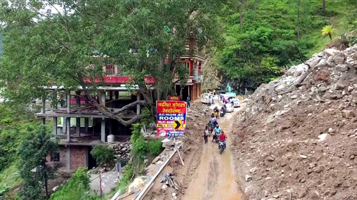 Landslide Hits Rudraprayag-Badrinath Route, Restoration Work Underway