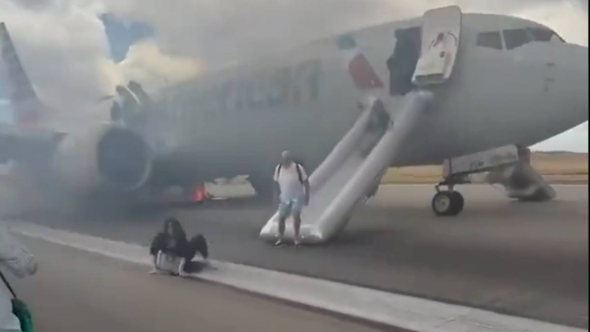 Plane On Fire At Denver Airport