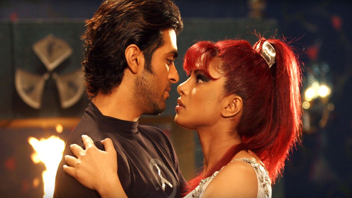 When Priyanka Chopra In Love With Her 2040 Hero Harman Baweja Stepped In To Salvage The  Project