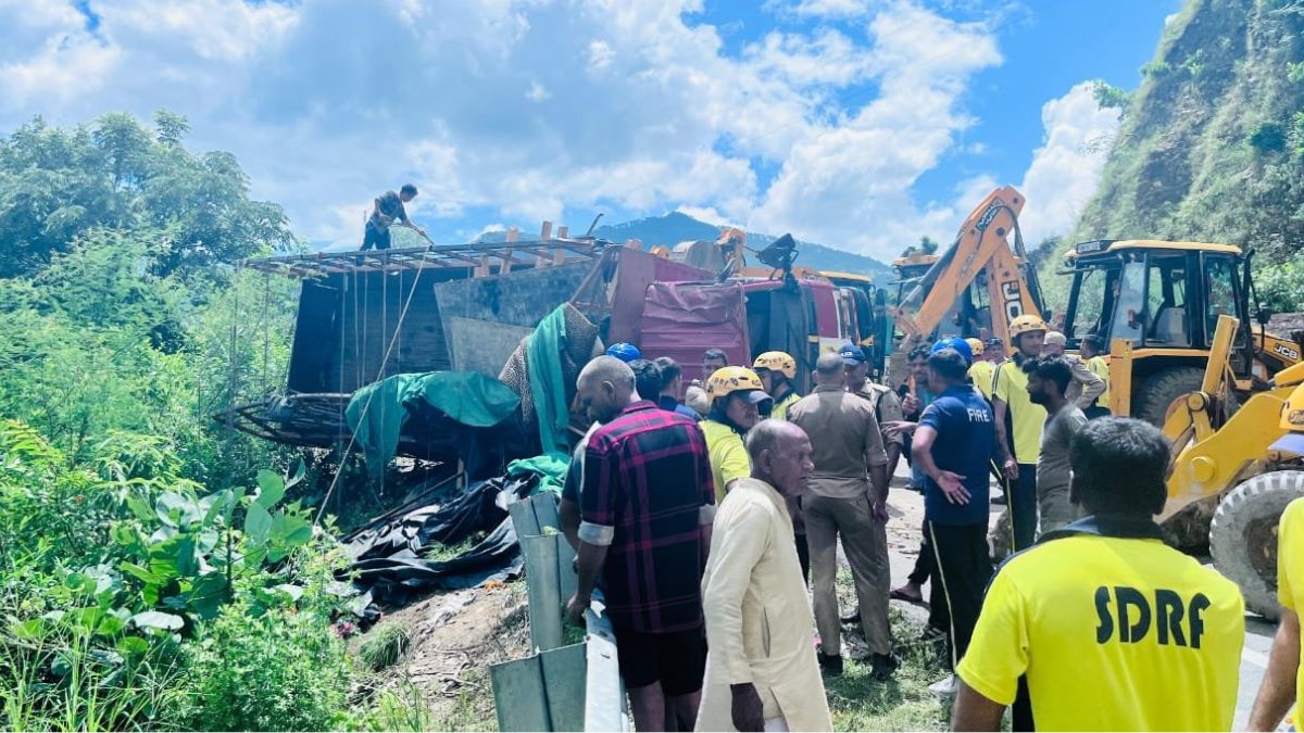 Uttarakhand: 1 Dead, 14 Injured As Truck Carrying Kanwariyas Overturns In Tehri Garhwal